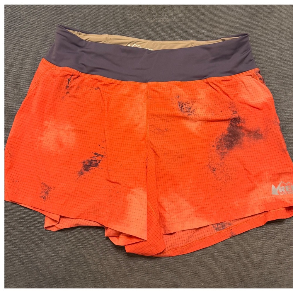 REI Co-op Swiftland Running Shorts Orange Gray Tie Dye Grid Print Mens Medium